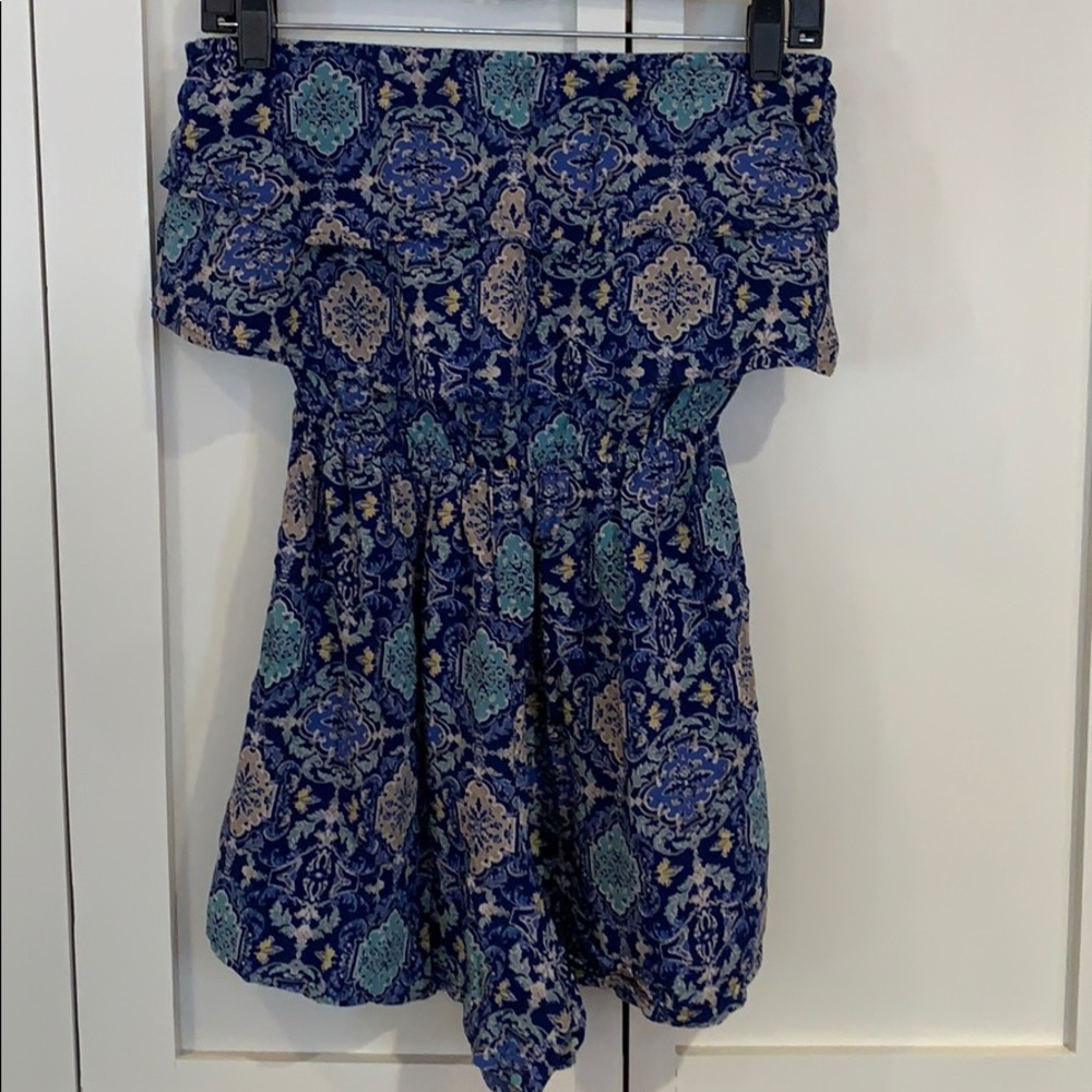 Hollister flowy romper